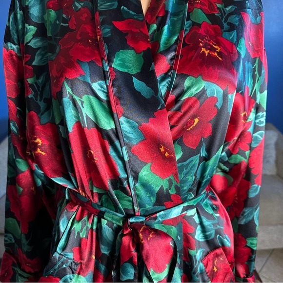 Victoria’s Secret Red Green Floral Gold Label Kimono Robe - Picture 6 of 9